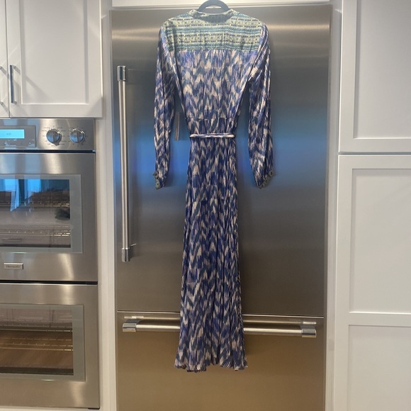 NWT Gorgeous Anthropologie dress! - Picture 2 of 7